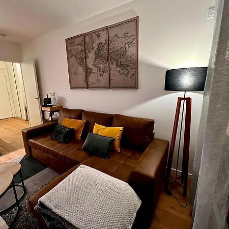 New & Serene 1-Bedroom Apart Near #Ladefenseparis #Parking&Fibre Suresnes Ngoại thất bức ảnh