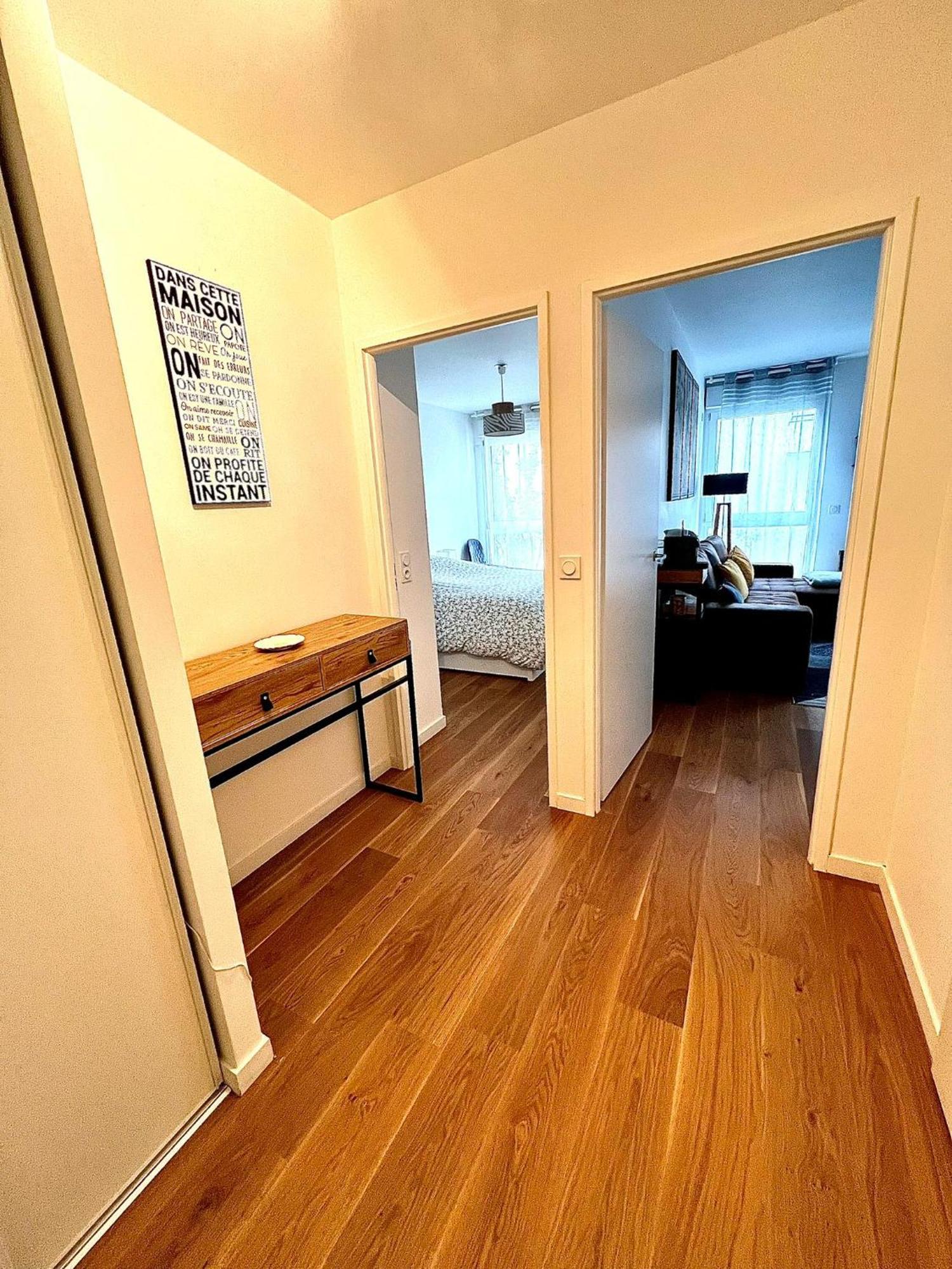New & Serene 1-Bedroom Apart Near #Ladefenseparis #Parking&Fibre Suresnes Ngoại thất bức ảnh